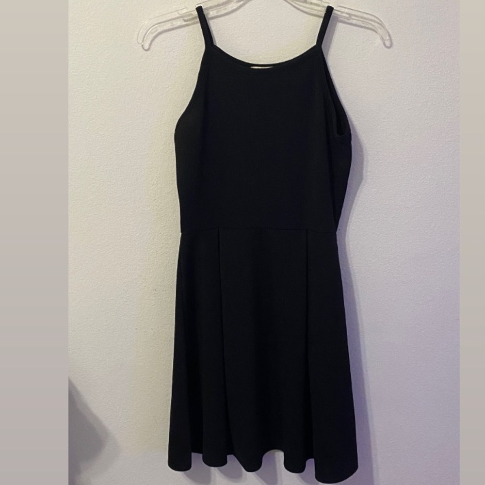 cute little black dress